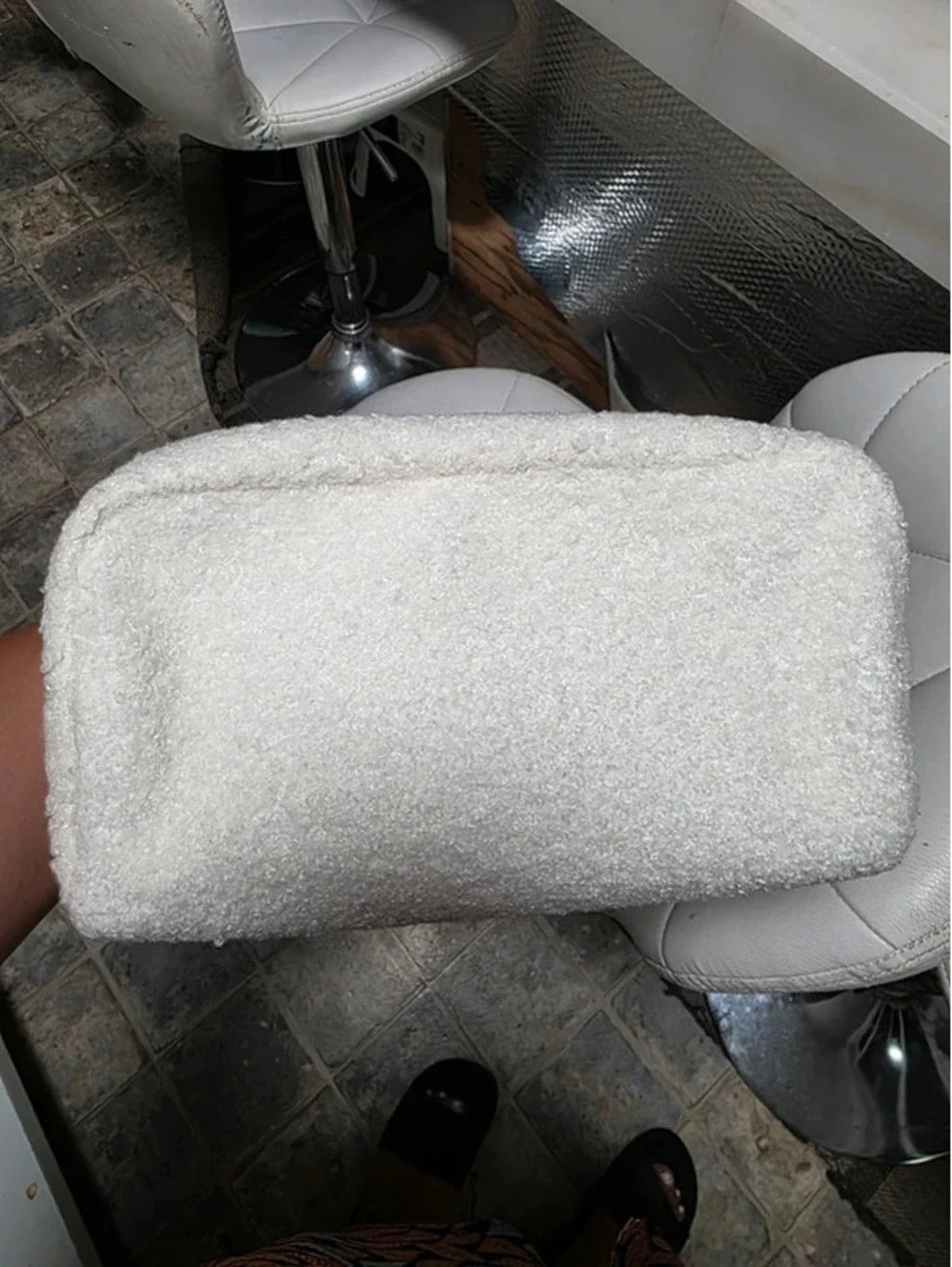 Fuzzy Cosmetic Bag Pink & White – New